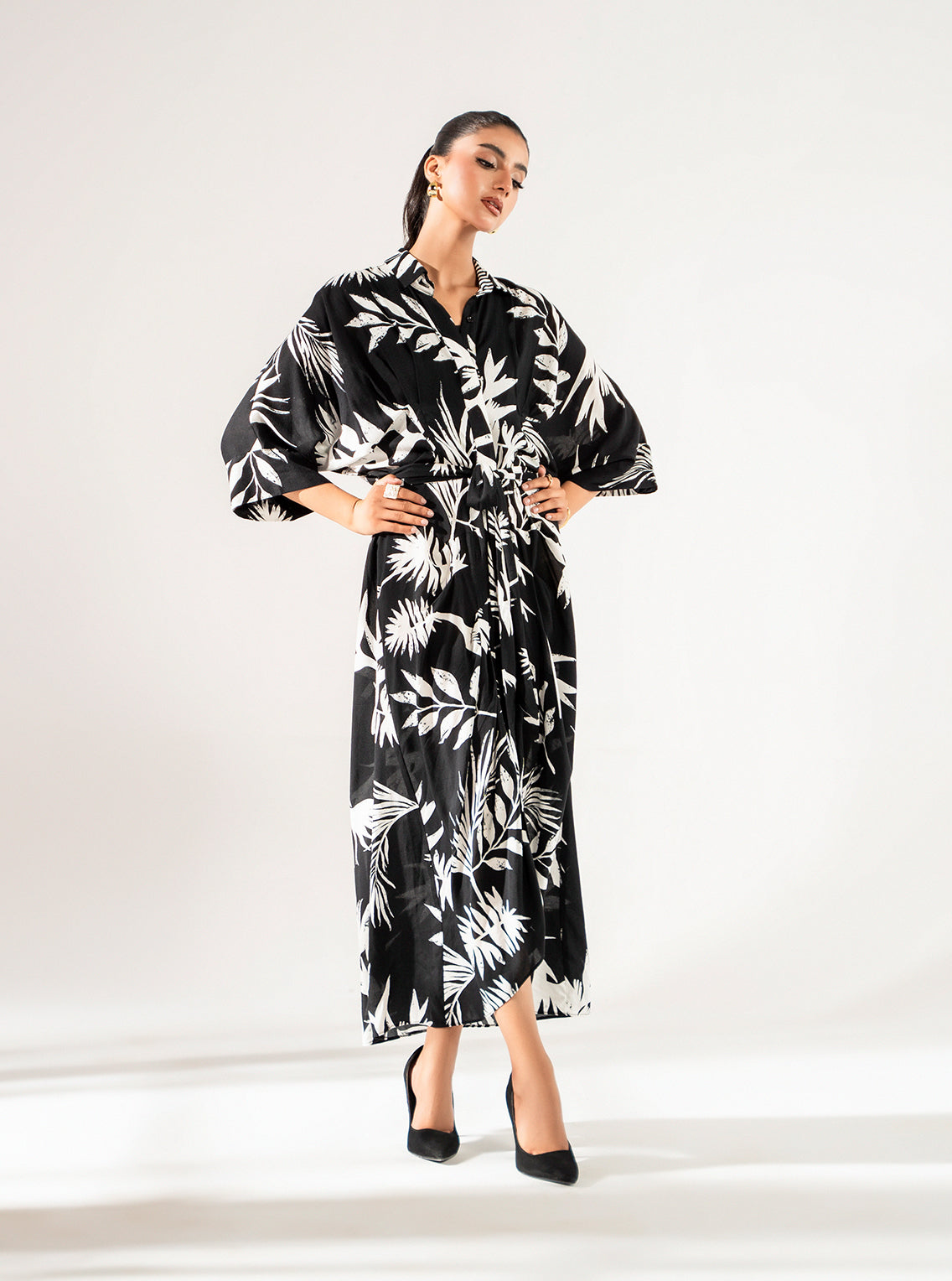 Monochrome Drape